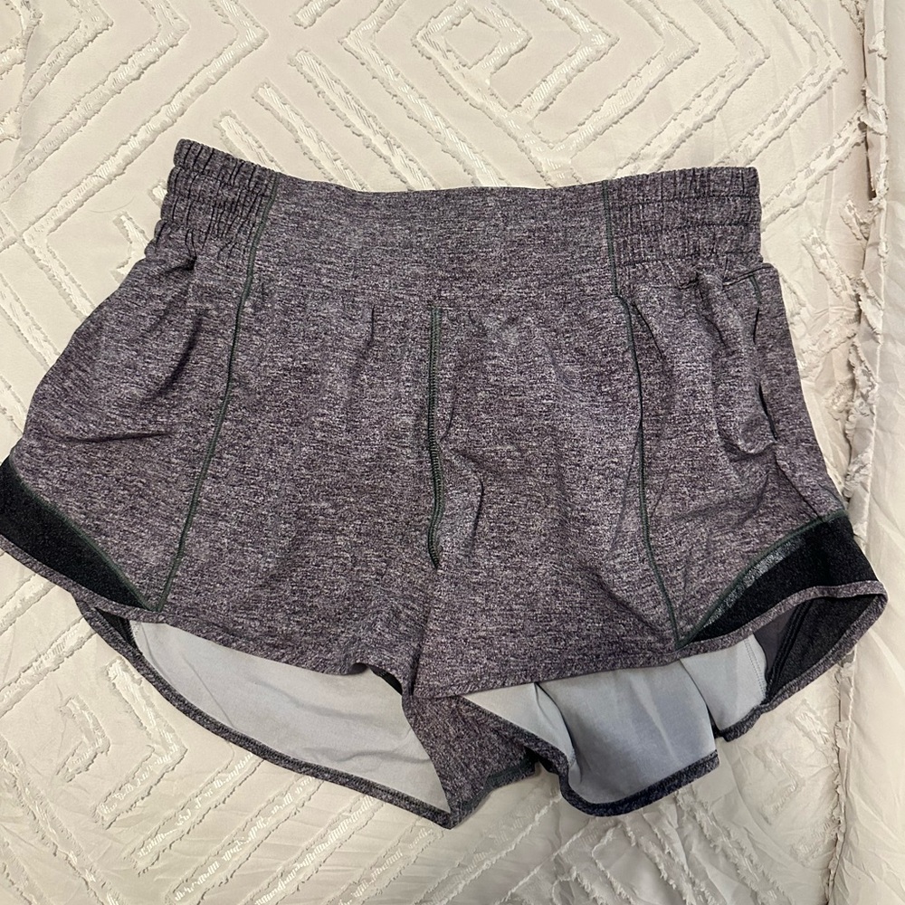 Lululemon Heather Gray Hottie Hot High Rise 2.5"